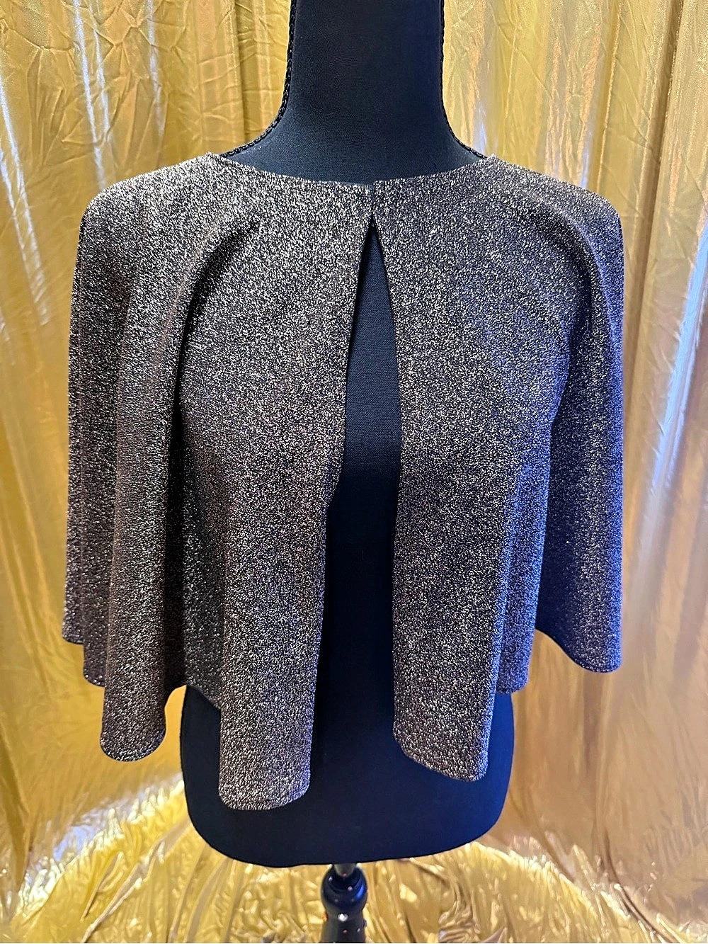 Disney Studios Costume Dept Metallic Cape One-size Velcro enclosure